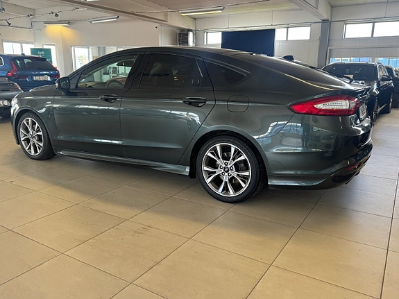 Ford Mondeo 3 of 9