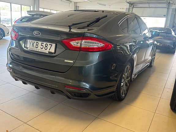 Ford Mondeo 4 of 9