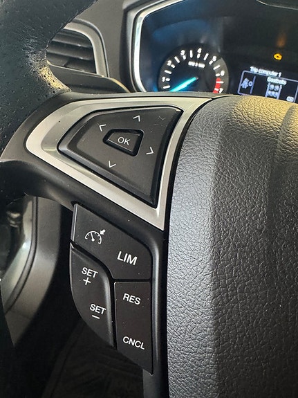 Ford Mondeo 8 of 9