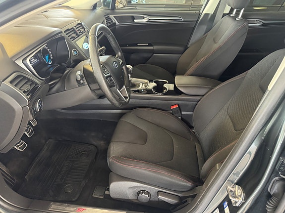 Ford Mondeo 5 of 9
