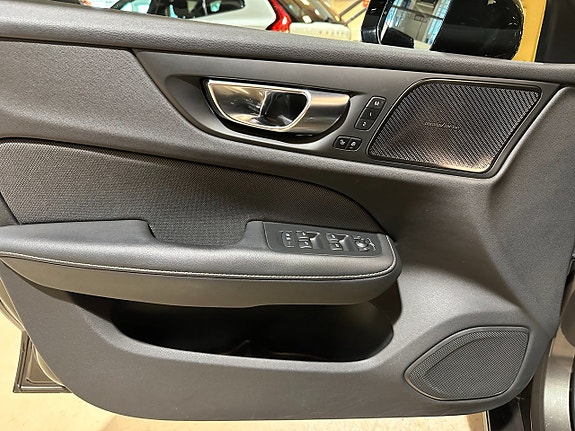 Volvo V60 14 of 17