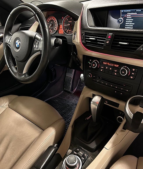BMW X1 12 of 18