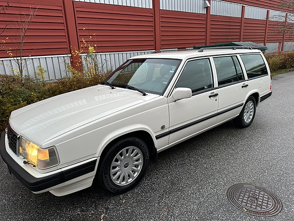 Volvo 940 3 of 6