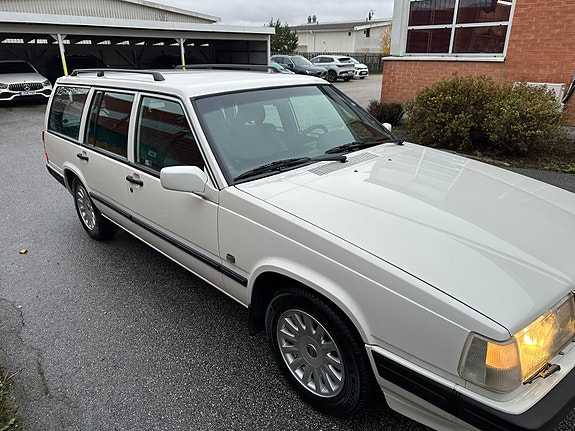 Volvo 940 4 of 6