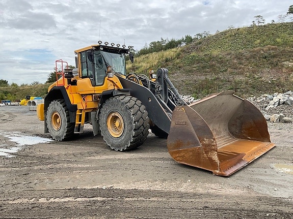 Volvo L 180 H 4 of 8