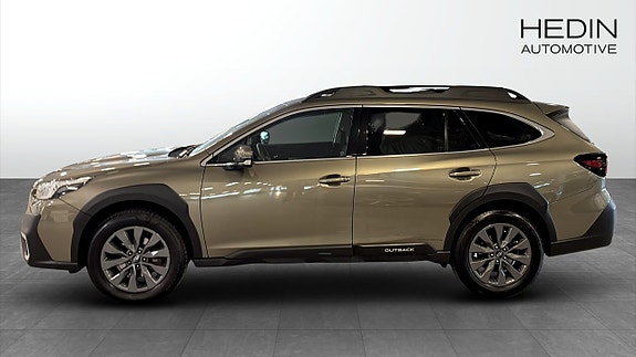 Subaru Outback 6 of 12