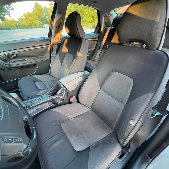 Volvo S80 8 of 12