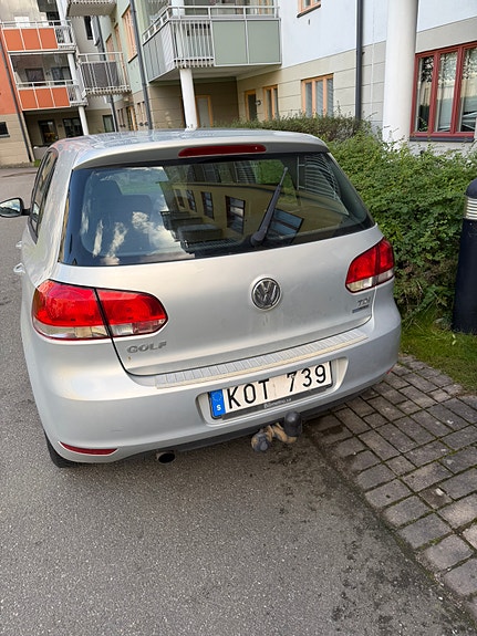 Volkswagen Golf VI 4 of 6