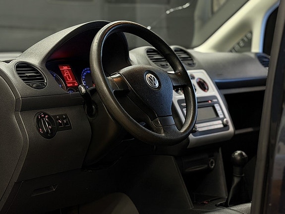 Volkswagen Caddy 13 of 21