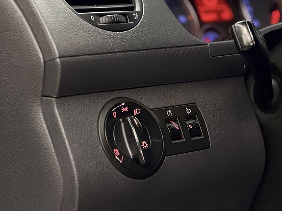 Volkswagen Caddy 21 of 21