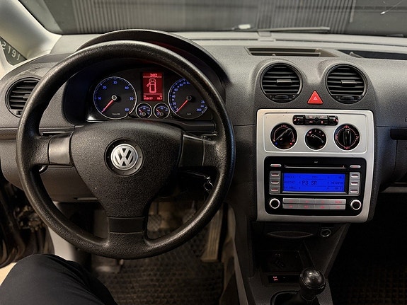 Volkswagen Caddy 16 of 21
