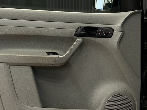 Volkswagen Caddy 12 of 21