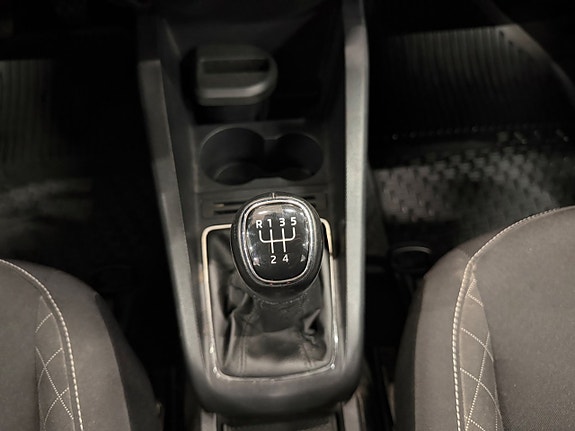 Skoda Fabia 15 of 21