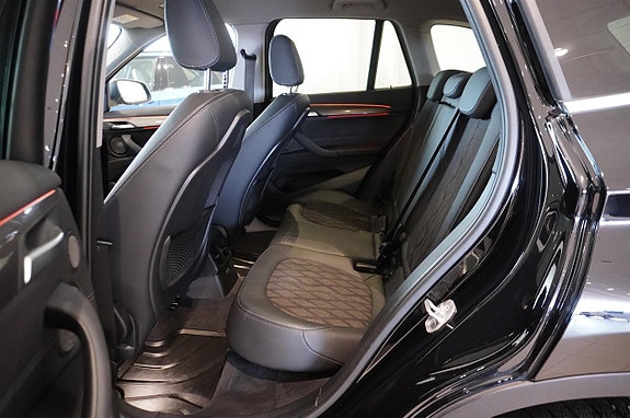 BMW X1 5 of 12