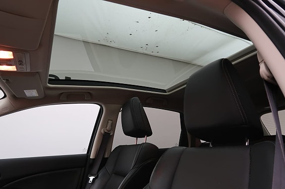 Honda CR-V 8 of 14
