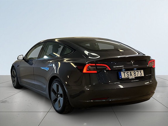 Tesla Model 3 5 of 22
