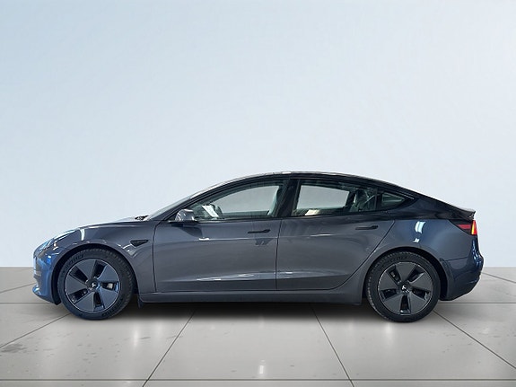 Tesla Model 3 4 of 22