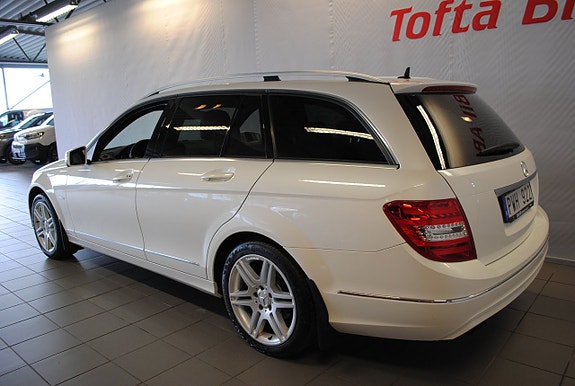 Mercedes-Benz C180 4 of 8