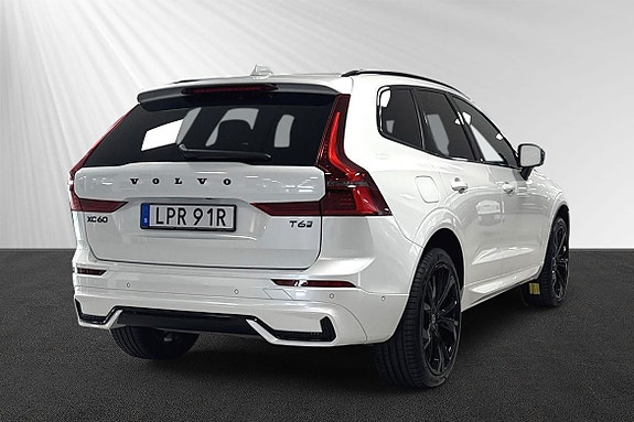 Volvo XC60 3 of 12