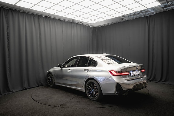 BMW 330e 9 of 25