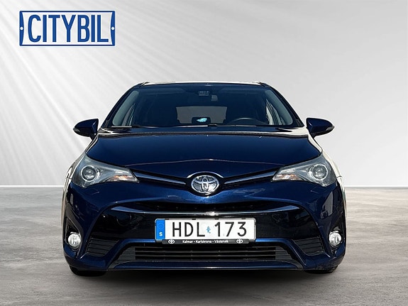 Toyota Avensis 13 of 24