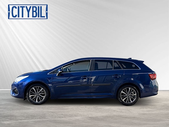 Toyota Avensis 2 of 24