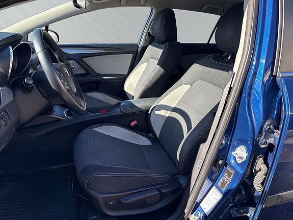 Toyota Avensis 15 of 24