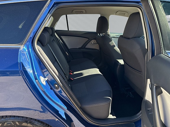 Toyota Avensis 14 of 24