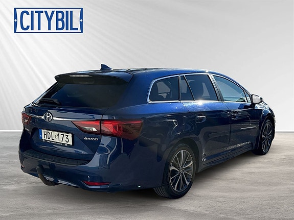 Toyota Avensis 4 of 24