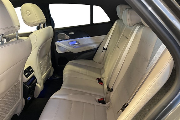 Mercedes-Benz GLE350 de 13 of 15