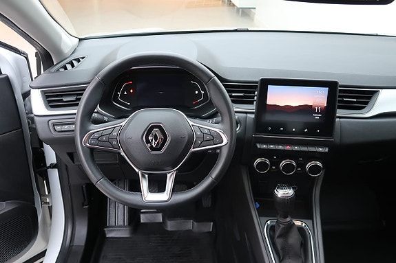 Renault Captur 6 of 12
