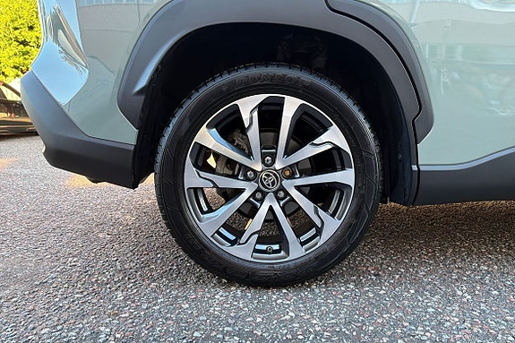 Toyota Corolla Cross 17 of 21