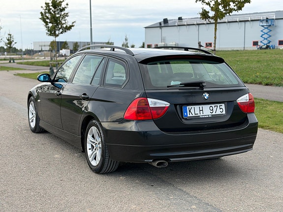 BMW 320d 5 of 15