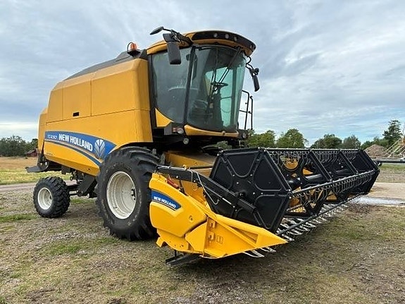 New Holland TC 4.90 2 of 13