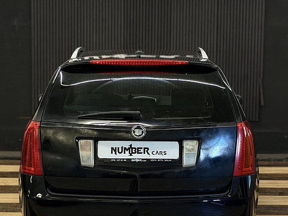 Cadillac BLS 9 of 23