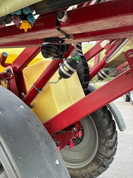 Hardi Commander 4500 twin 15 of 17