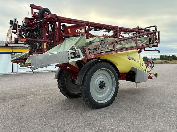 Hardi Commander 4500 twin 5 of 17