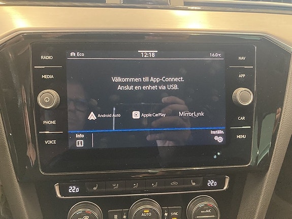 Volkswagen Passat Alltrack 19 of 24