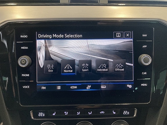 Volkswagen Passat Alltrack 23 of 24