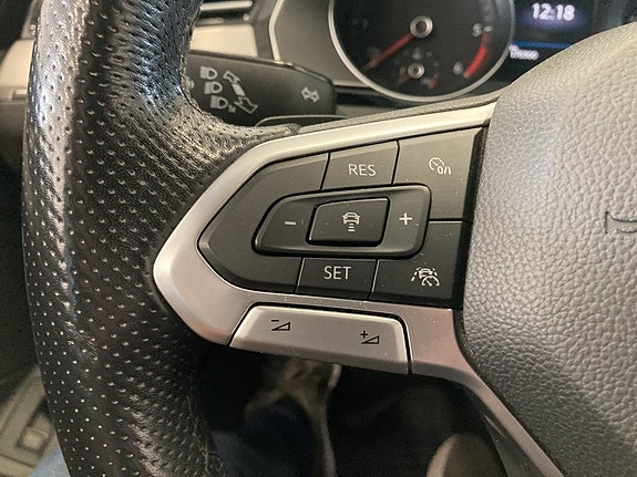 Volkswagen Passat Alltrack 15 of 24