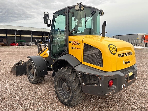 New Holland W 70 3 of 16