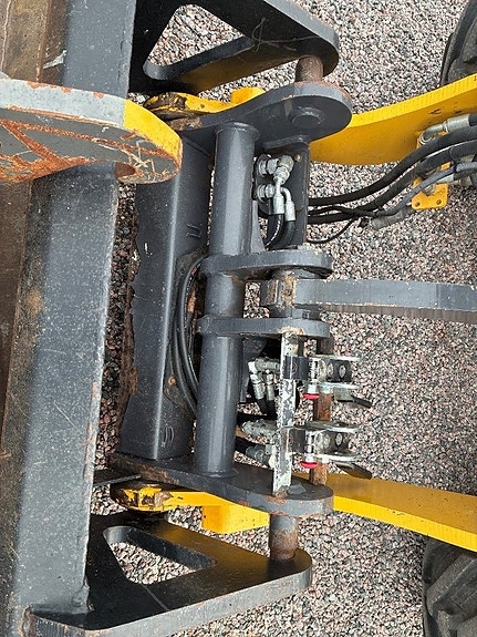 New Holland W 70 10 of 16