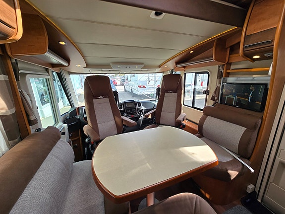 Carthago C-TOURER I 150.  FIAT 150HK AUTOMAT. ALDE. QUEENBED 12 of 22