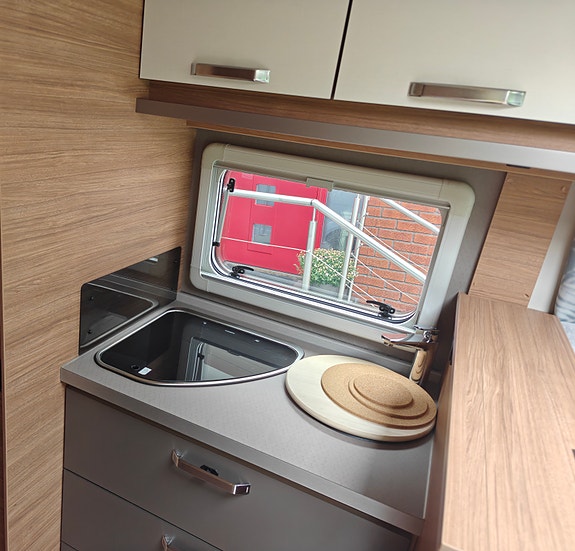 Weinsberg CaraCore 700 6 of 13