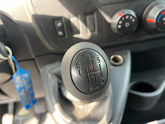 Renault Master 16 of 23