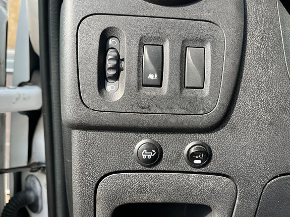 Renault Master 18 of 23