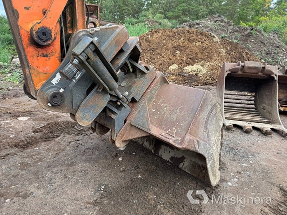 Grävmaskin Hitachi FH 200 LC med redskap 14 of 27