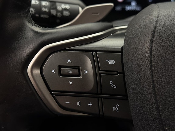 Lexus NX350h 17 of 30