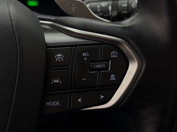 Lexus NX350h 19 of 30