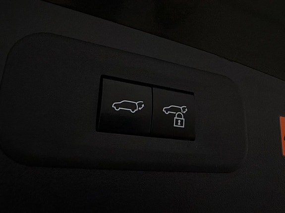 Lexus NX350h 11 of 30